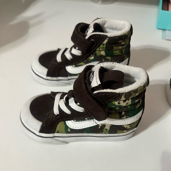 Vans bundle - Picture 6 of 9